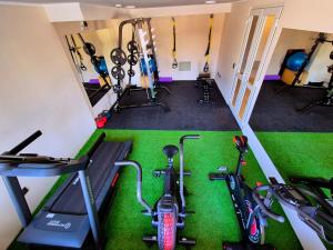 an overhead view of a gym with exercise bikes at Tu lugar ideal en el sector ideal de Santiago in Santiago