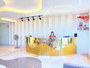 Επισκέπτες που μένουν στο GLD Weve-Premium Flag Beach #Comfort Room Near Temple & Puri Beach