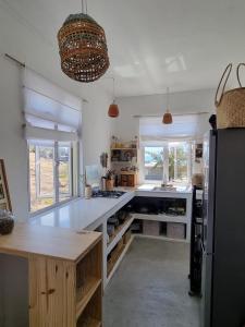 Η κουζίνα ή μικρή κουζίνα στο Kazalea