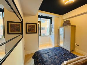 Postel nebo postele na pokoji v ubytování Stylish New Build Flat Just 300m from Tube Station