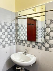 Ένα μπάνιο στο The grand vista