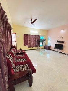 Χώρος καθιστικού στο The grand vista +1 φωτογραφίες