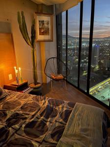 Postel nebo postele na pokoji v ubytování Beautiful views of volcanoes from every corner