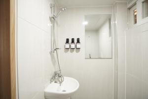 Ένα μπάνιο στο stay105행궁 +55 φωτογραφίες