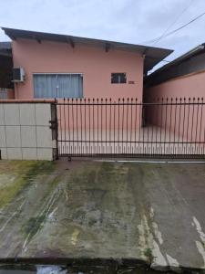 Budova, kde se prázdninový dům nachází