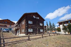 Bygningen som chaletet ligger i