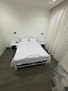 Postel nebo postele na pokoji v ubytování Astonishing 3 Bedroom Apartment