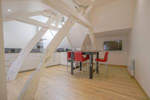 Μια τηλεόραση ή/και κέντρο ψυχαγωγίας στο Duplex centre historique de Bayeux