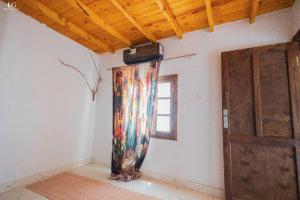 TV a/nebo společenská místnost v ubytování Palm Valley camp