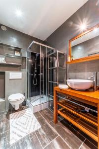 Koupelna v ubytování Le Refuge - Parking privée - Wifi - Netflix