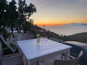 Galeriebild der Unterkunft Emiljano Seaview in Ksamil