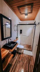 Ένα μπάνιο στο Chalés Manacá dos Canyons +24 φωτογραφίες