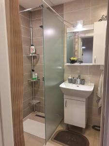 Ένα μπάνιο στο S&SApartment