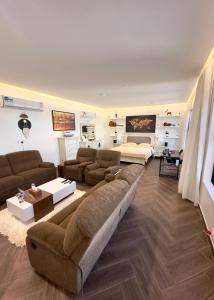 Posezení v ubytování Zeo home suite + 33 fotografií
