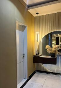 Ένα ή περισσότερα κρεβάτια σε δωμάτιο στο May grid