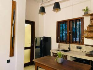 Kuchyň nebo kuchyňský kout v ubytování Nilupul Villa No 2 + 27 fotografií