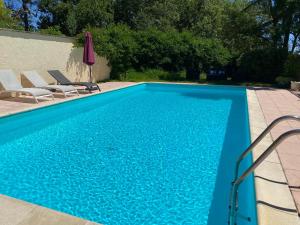 Πισίνα στο ή κοντά στο Domaine Labatut +17 φωτογραφίες