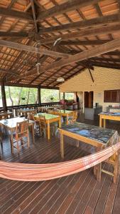 Restaurace v ubytování Pousada Recanto Guará + 33 fotografií