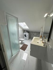 Ένα μπάνιο στο Conte Durini Apartments & Rooms +147 φωτογραφίες