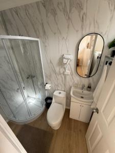 Ένα μπάνιο στο LITUECHE Casa Marea