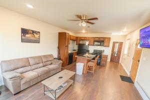 TV a/nebo společenská místnost v ubytování Downtown Cheyenne