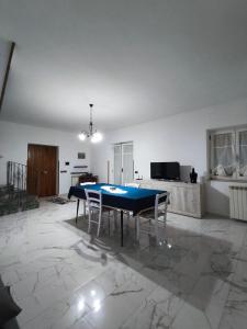 Μια τηλεόραση ή/και κέντρο ψυχαγωγίας στο Guesthouse Matese