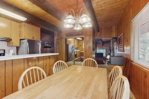 Kuchyň nebo kuchyňský kout v ubytování Conifer Donner