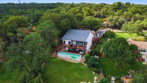 Πισίνα στο ή κοντά στο Upstay - Austin Getaway - Pool & Hot Tub & Games