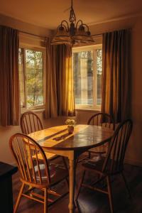 Φωτογραφία από το άλμπουμ του The Hitching Post Motel σε Pemberton