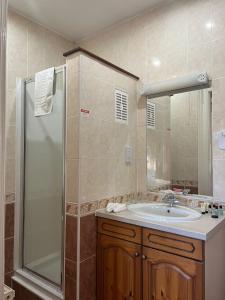 Ένα μπάνιο στο Edinburgh Whisky House Hotel +51 φωτογραφίες