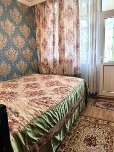 Postel nebo postele na pokoji v ubytování Apartment close to the boulevard