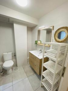 Koupelna v ubytování Alsace's Home + 19 fotografií