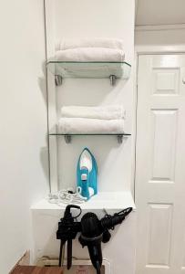 Fotografie z fotogalerie ubytování Treforest Apartment 2 Bedrooms - Next Station- Free Parking v destinaci Treforest