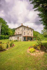 Zahrada ubytování Villa Casa di Pietra en el norte de Lucca, Toscana