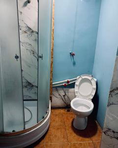 Ένα μπάνιο στο New guest house in old tbilisi