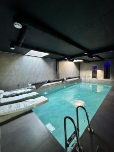 Πισίνα στο ή κοντά στο Dom w Zatoce