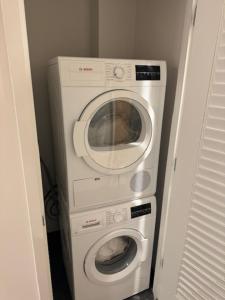 Gallery image of Newluxe 2bd2ba W Pool & More in Hoboken +21 photos