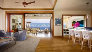 Istumisnurk majutusasutuses Montage Kapalua Bay