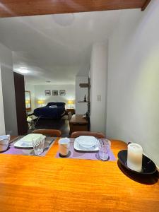 Posezení v ubytování Suite Ejecutiva full equipo en Los Palos Grandes