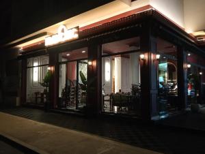 Φωτογραφία από το άλμπουμ του Aerostay Jamal σε Dah Hammou Ben Cheïkh