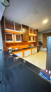 Kuchyň nebo kuchyňský kout v ubytování Villa bnssasi