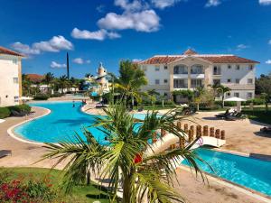 a view of the pool at the resort at Cadaques Bayahibe Family Apts in Bayahibe