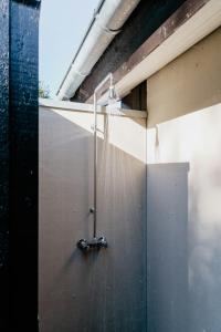 Ένα μπάνιο στο Fresh Air On Open Terrace With View