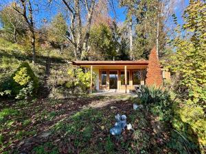 HombrechtikonにあるWohlfühloase im Kanton Zürichのテディベアの家