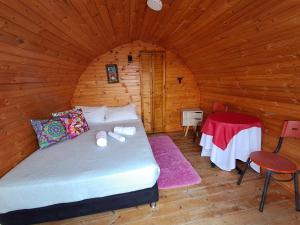 Postel nebo postele na pokoji v ubytování Cabaña Lunar + 12 fotografií