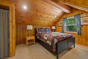 Postel nebo postele na pokoji v ubytování Cabin #4