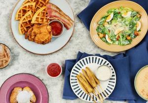 Jídlo v hotelu nebo okolí