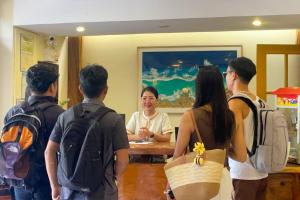 Επισκέπτες που μένουν στο Serene La Playa Boracay