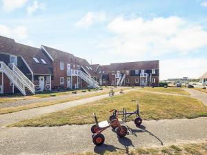 Budova, kde se apartmán nachází + 29 fotografií