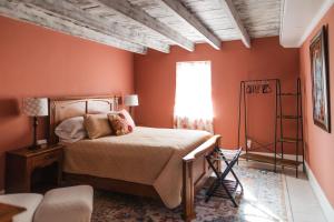 Postel nebo postele na pokoji v ubytování Lansdowne Manor